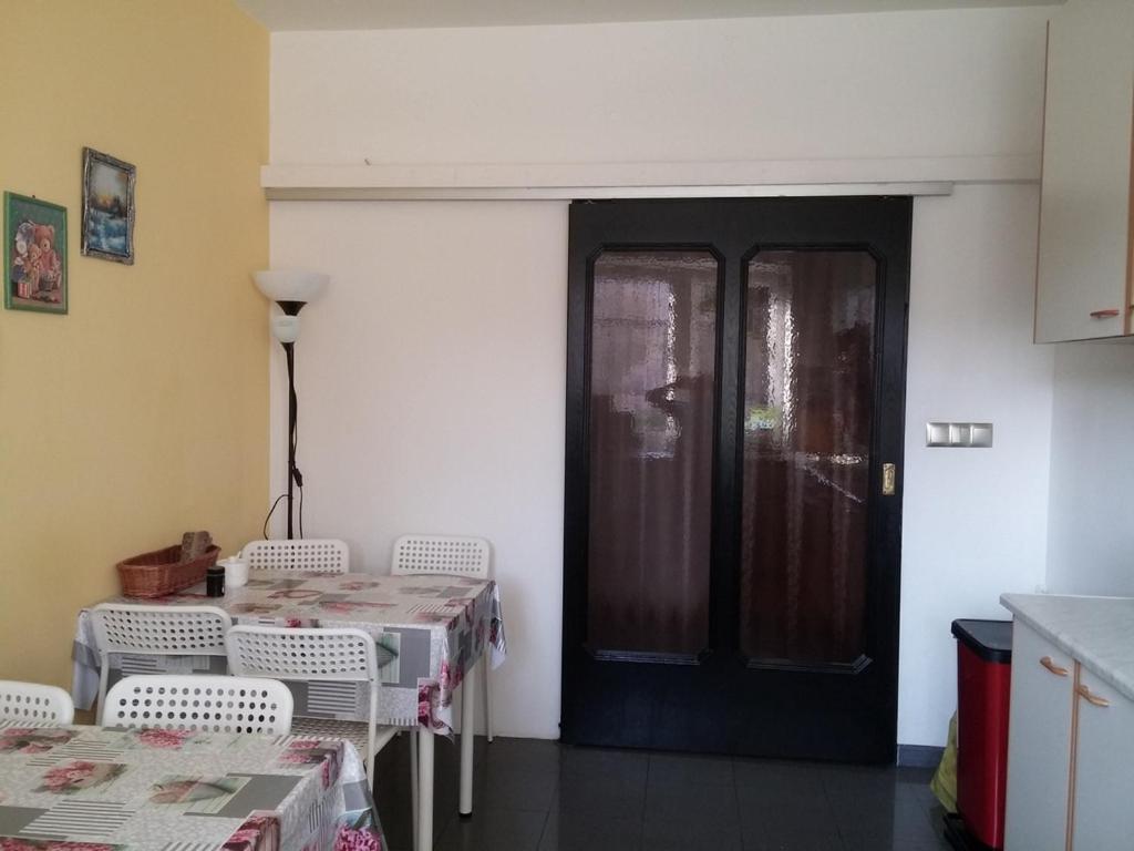 Homestay Mira Rent House Warsaw